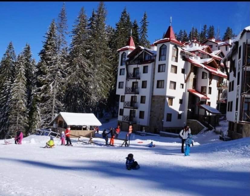 Pamporovo Apartment The Castle Екстер'єр фото