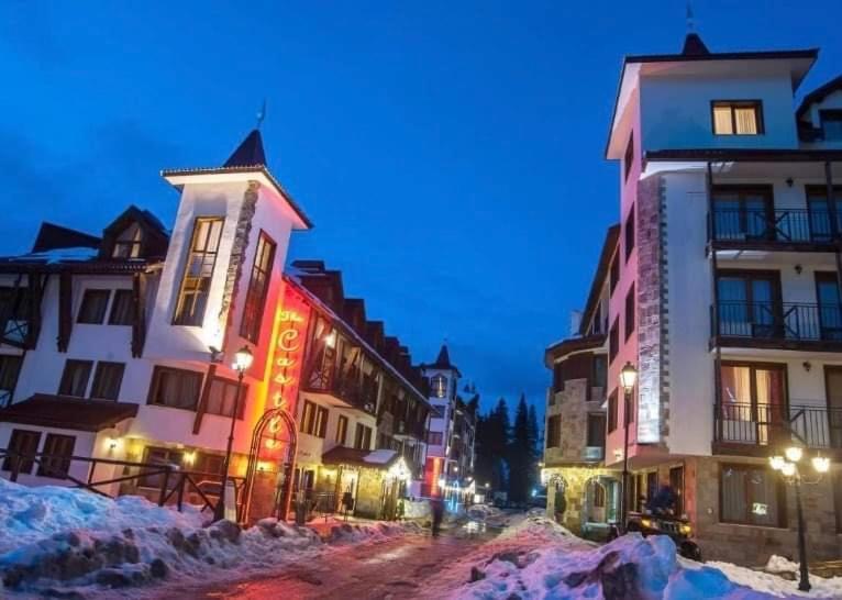 Pamporovo Apartment The Castle Екстер'єр фото