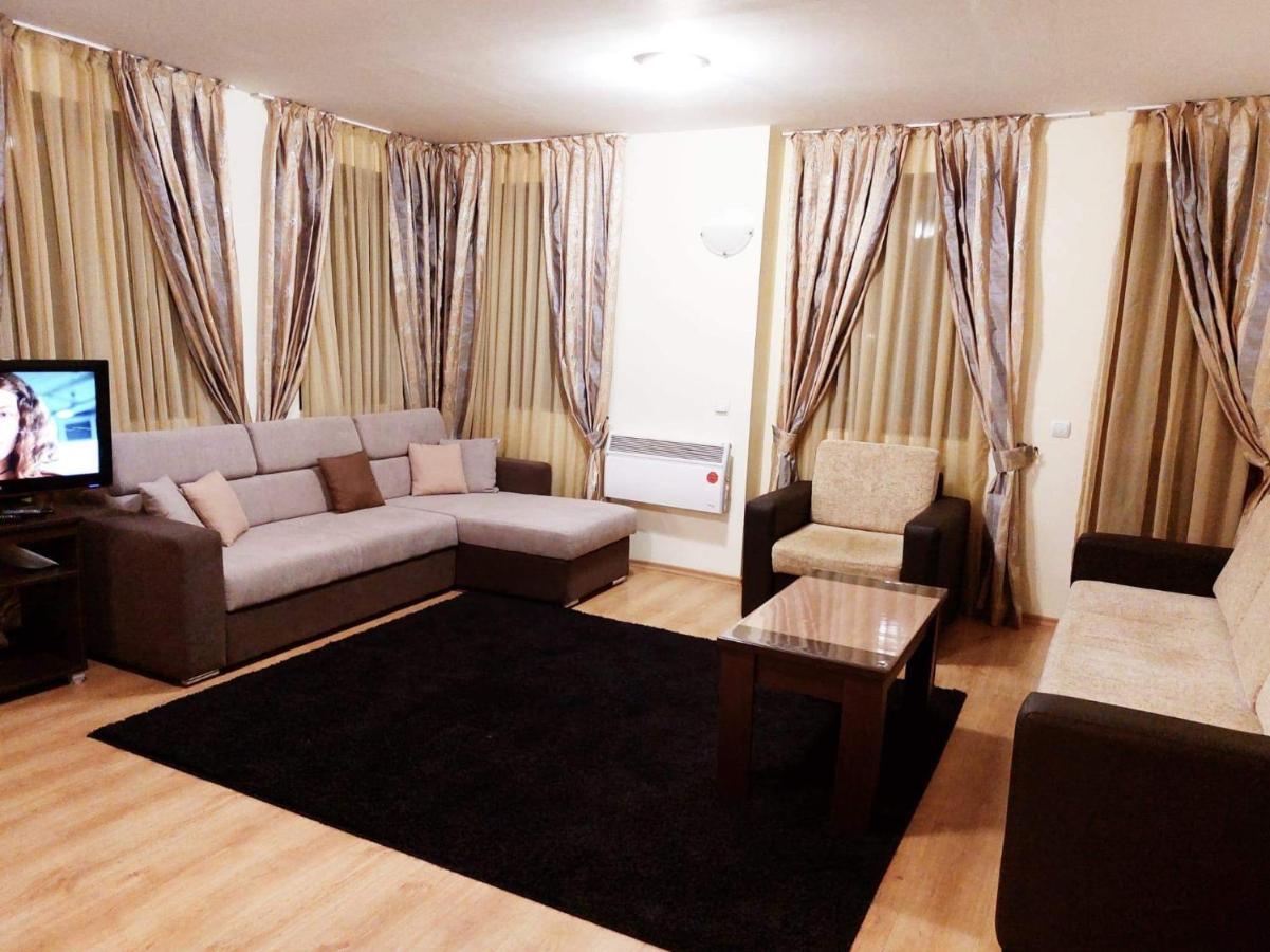 Pamporovo Apartment The Castle Екстер'єр фото